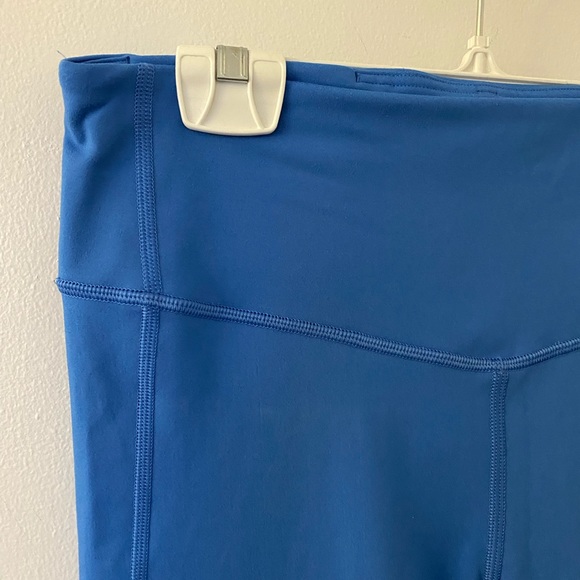 Old navy 7/8 leggings - Picture 4 of 4